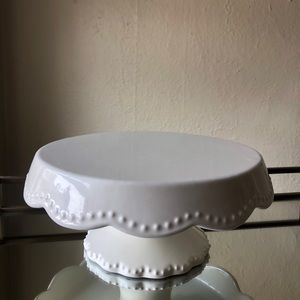 White Cake Stand